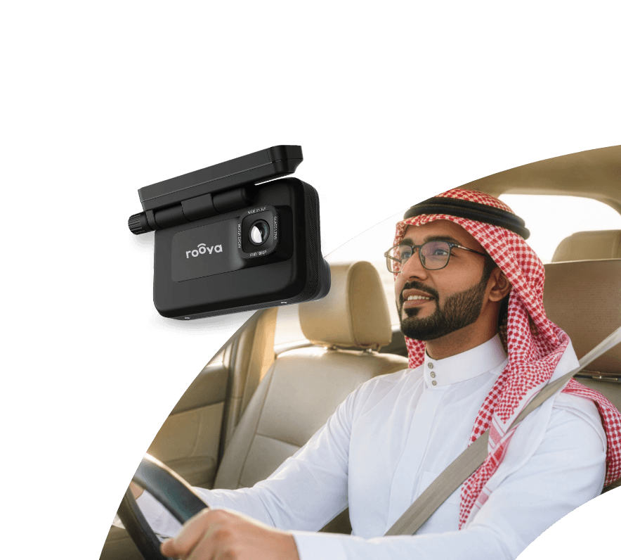 Rooya AI dashcam monitoring a driver